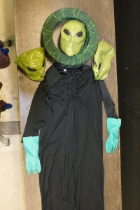14_Alien_Costume